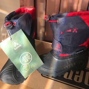 Kamik toddler boots size 8